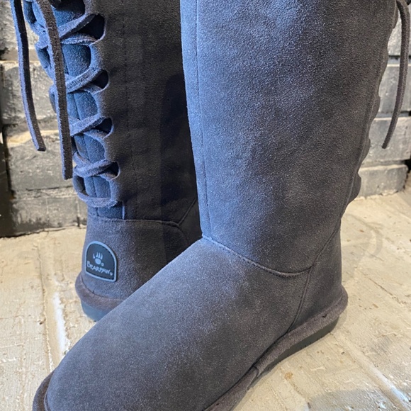 Bearpaw Phyllis Boots - Picture 3 of 3